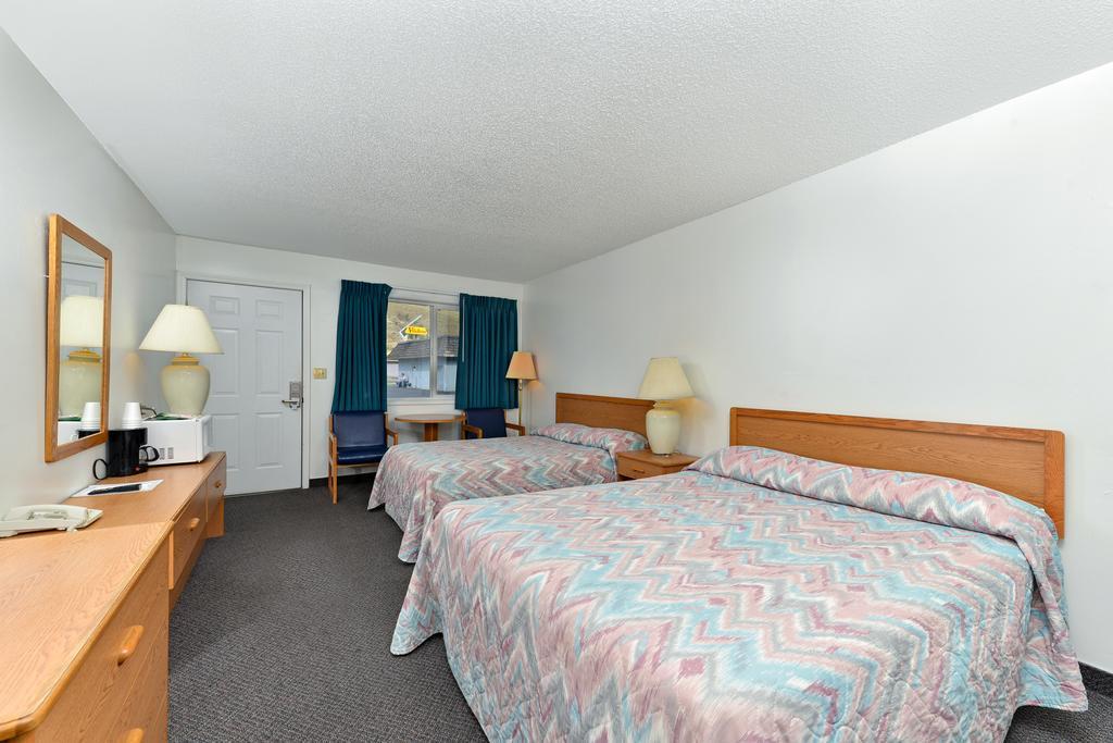 Rodeway Inn & Suites Άρλινγκτον Εξωτερικό φωτογραφία