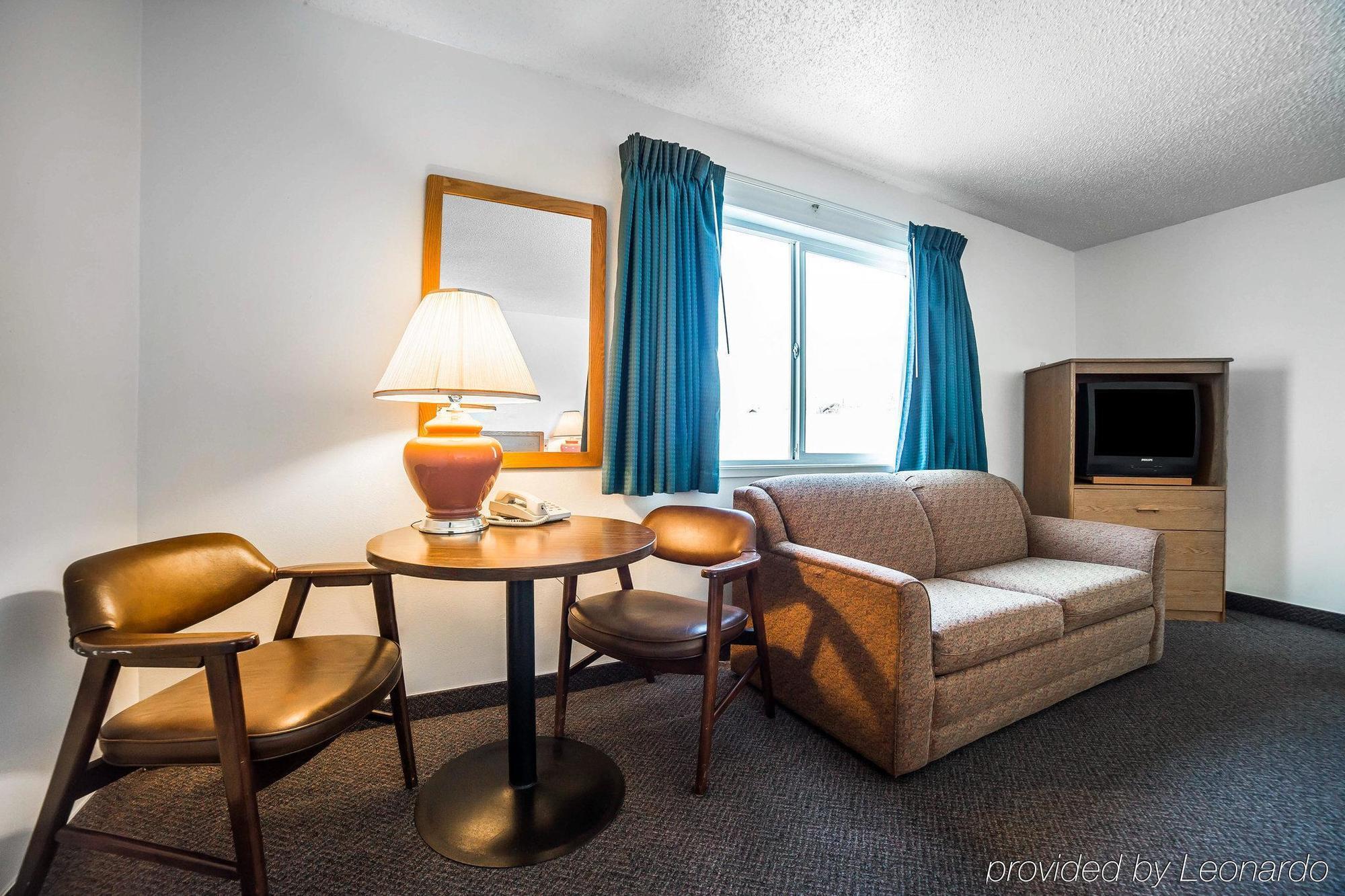 Rodeway Inn & Suites Άρλινγκτον Εξωτερικό φωτογραφία